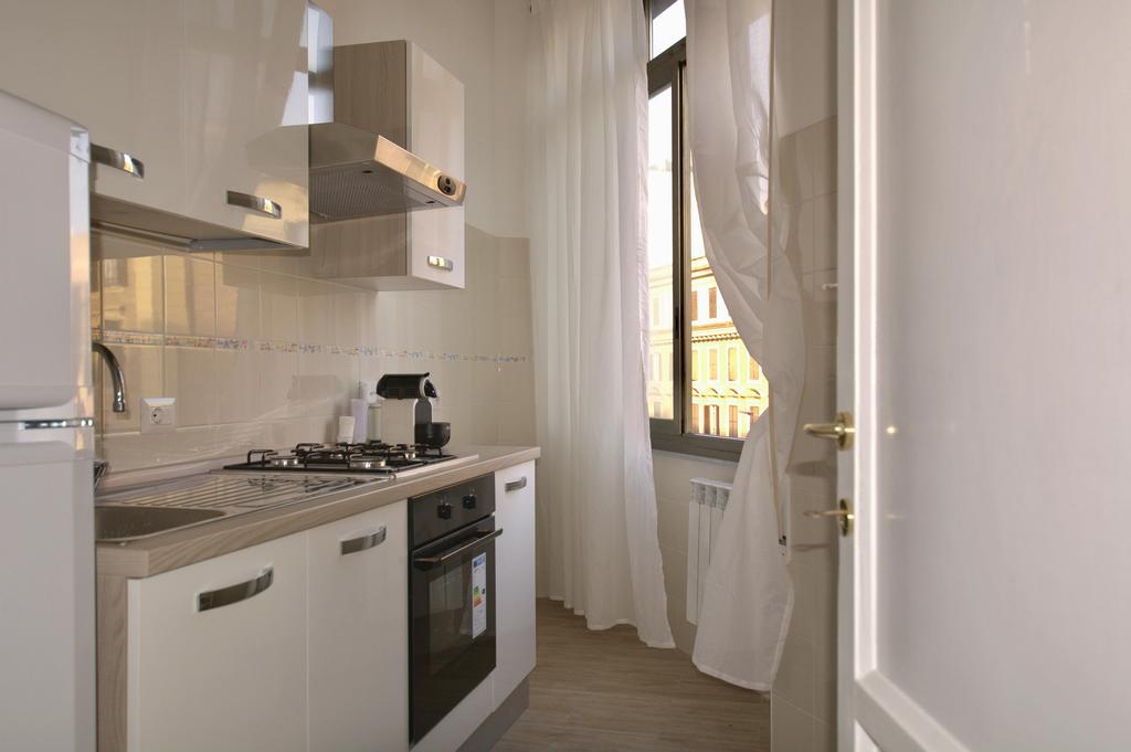 Ostia Holiday Domus In Laterano Rome Exterior photo